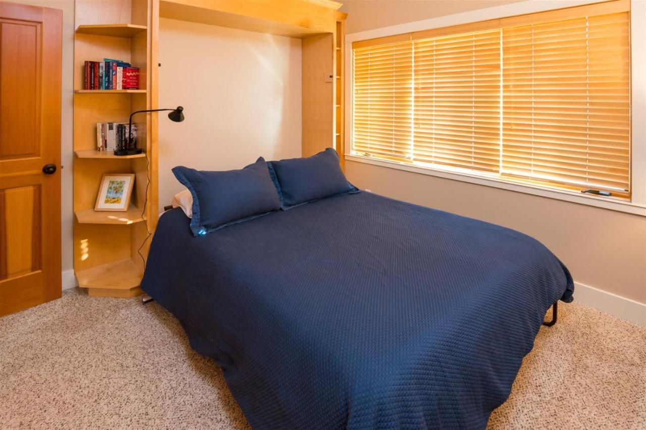 Appartamento Riley'S Mountain View Sisters Esterno foto